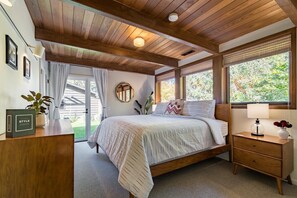 5 soverom, strykejern/-brett, reiseseng for barn og wi-fi (inkludert)