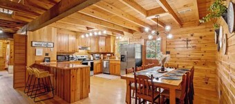 Cozy Cabin @James River; Live/Work/Play Experience
