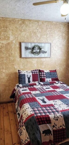 2 bedrooms, WiFi, bed sheets