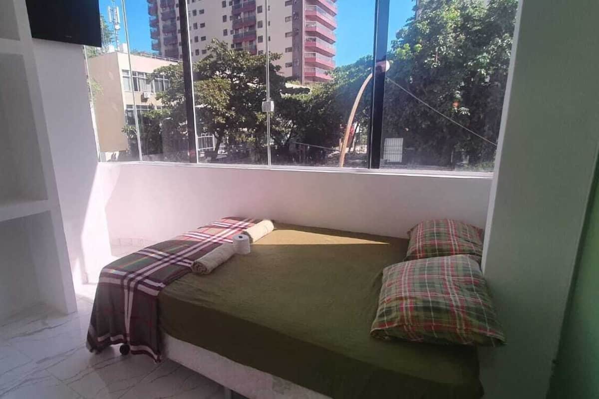 Ropa de cama hipoalergénica, wifi gratis y ropa de cama