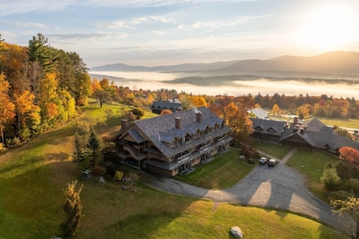 Luxury Villa @ Stowe & Trapp with Exceptional Mountain Views & Resort Amenities