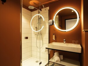 In-room safe, laptop workspace, blackout curtains, soundproofing - Mercure Dunkerque Centre Gare (Dunkirk)