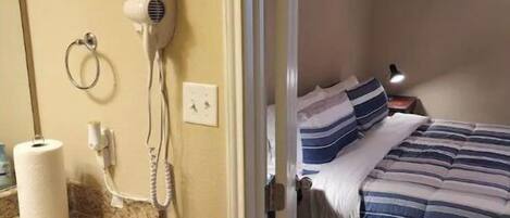 3 bedrooms, WiFi