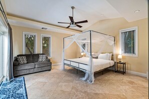 3 Schlafzimmer, Bügeleisen/Bügelbrett, kostenloses WLAN, Bettwäsche
