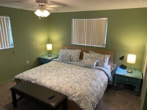 2 bedrooms, iron/ironing board, free WiFi, bed sheets