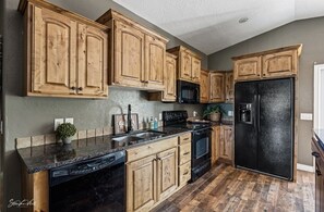 Fridge, microwave, oven, stovetop