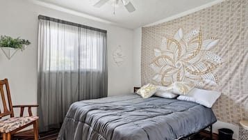 4 bedrooms, in-room safe, free WiFi, bed sheets