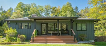 Cool & Comfy Escape | Family Fun Awaits | Close to the Action