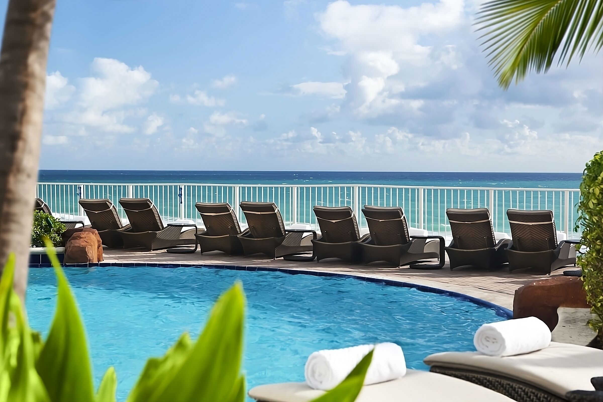 3x Junior Suite King Bed w/ Bay View at Trump International Beach Resort Miami