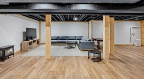 TV, fireplace, offices