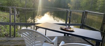 Freedom Cabin private pond & nature preserve