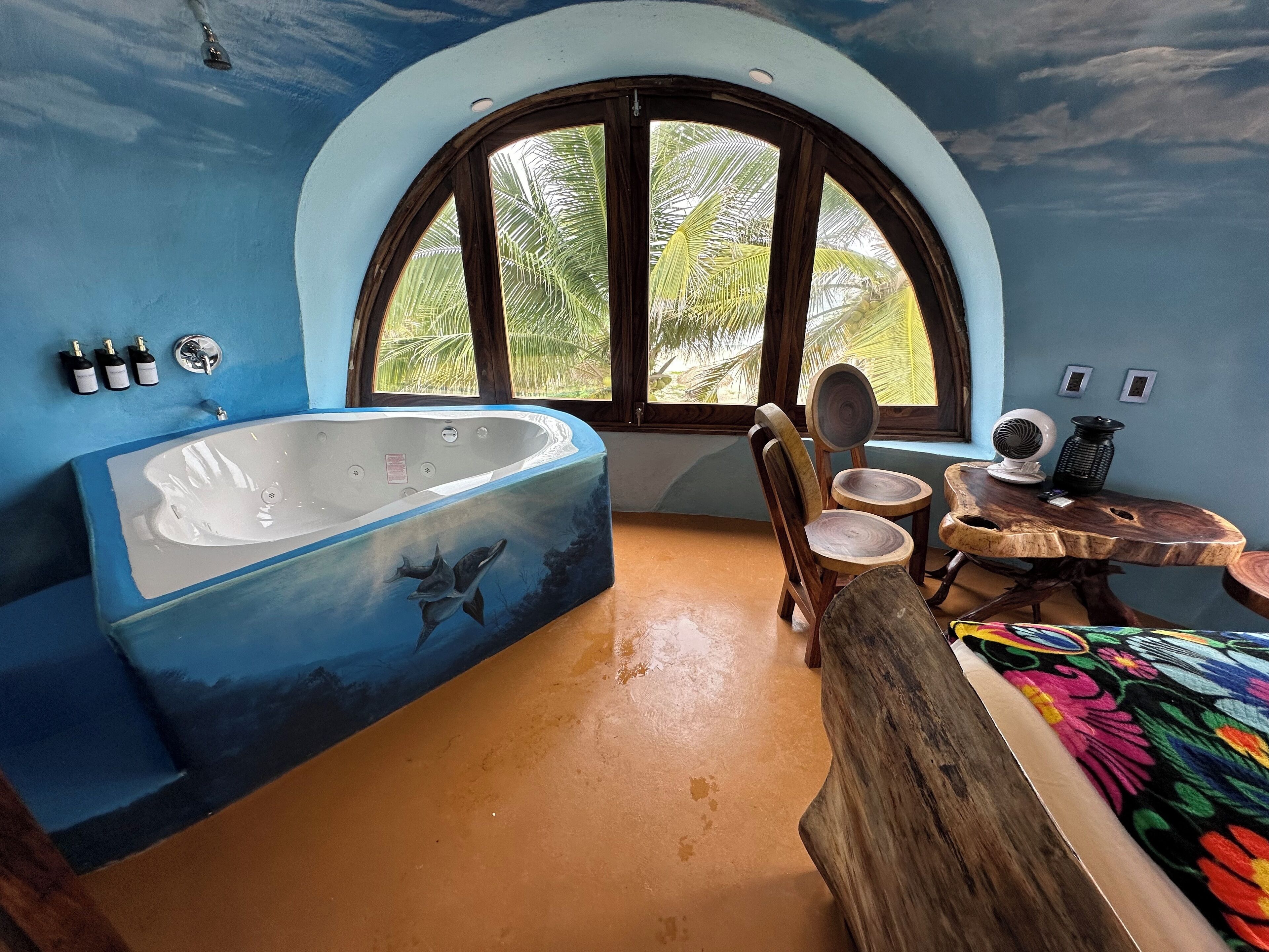 Habitación individual de luna de miel, 1 cama King size, vista al océano, frente al océano | Caja de seguridad en la habitación y decoración personalizada 
