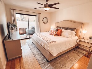 2 camere, una scrivania, ferro/asse da stiro, Wi-Fi gratuito