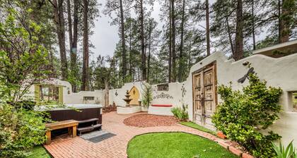 Paradise | Mountain Charm, Hot Tub Nights & Outdoor Gathering Spaces