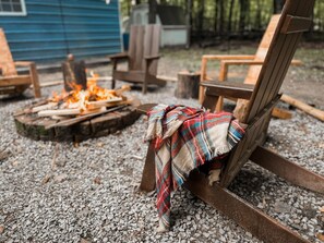 Property grounds - Cozy Blue Cabin at Higgins Lake (Roscommon)