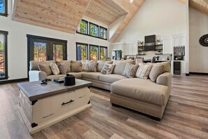 Smart TV, chimenea