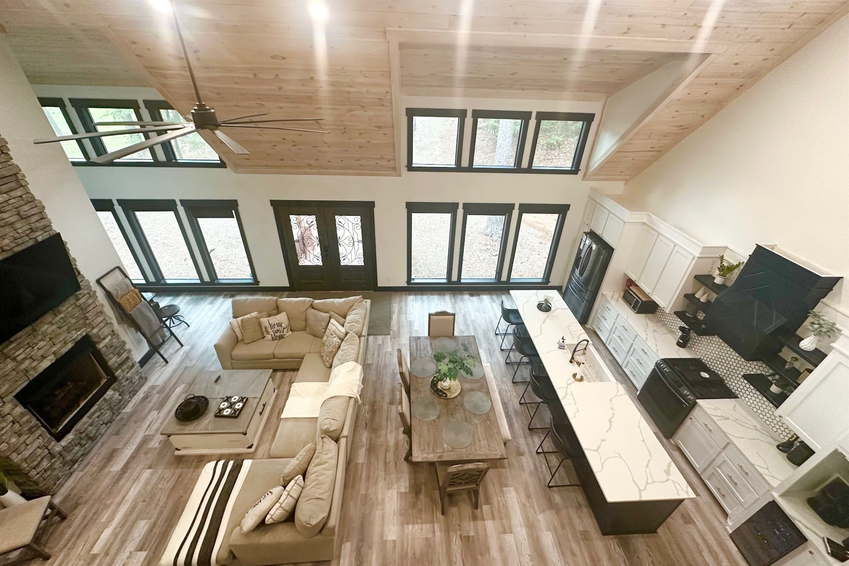 TV connectée, cheminée