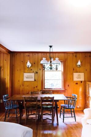 Dining - Pipe Lake Lodge - waterfront, dock, kayaks, WiFi, fireplace  (Maple Valley)