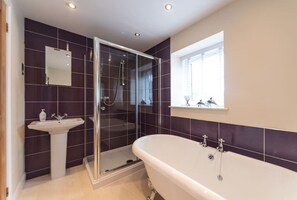 Hair dryer - Two Ways, Tansley, near Matlock (Derbyshire)
