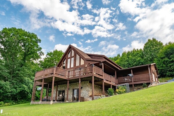 Exterior - Panoramic Point - 91 Panoramic Drive (Dryfork)