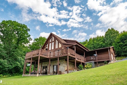 Panoramic Point - 91 Panoramic Drive