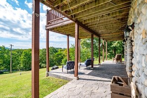 Terrace/patio - Panoramic Point - 91 Panoramic Drive (Dryfork)