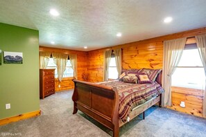 4 chambres, accès au Wi-Fi (inclus), literie fournie