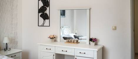 Villa | Coffre-fort, fer et planche Ă repasser, accĂšs au Wi-Fi (inclus)