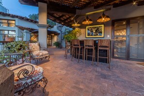 Luxury Villa | Terrace/patio - HOLT - Classic Chalet with Pool Overlooking Parroquia (San Miguel de Allende)