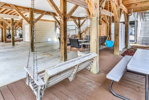 Outdoor dining - Vacation home in Ocean lakes at Myrtle beach (Myrtle Beach)