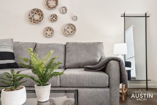 Smart TV - Speedway #107 xxxxxx (Austin)