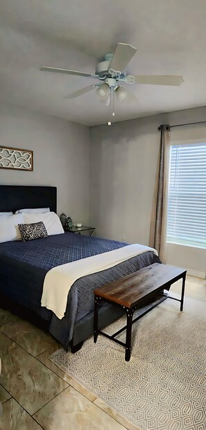 Room - Beautiful New Villa located 30 mins from Tampa (Zephyrhills)