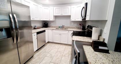 Beautiful New Villa located 30 mins from Tampa