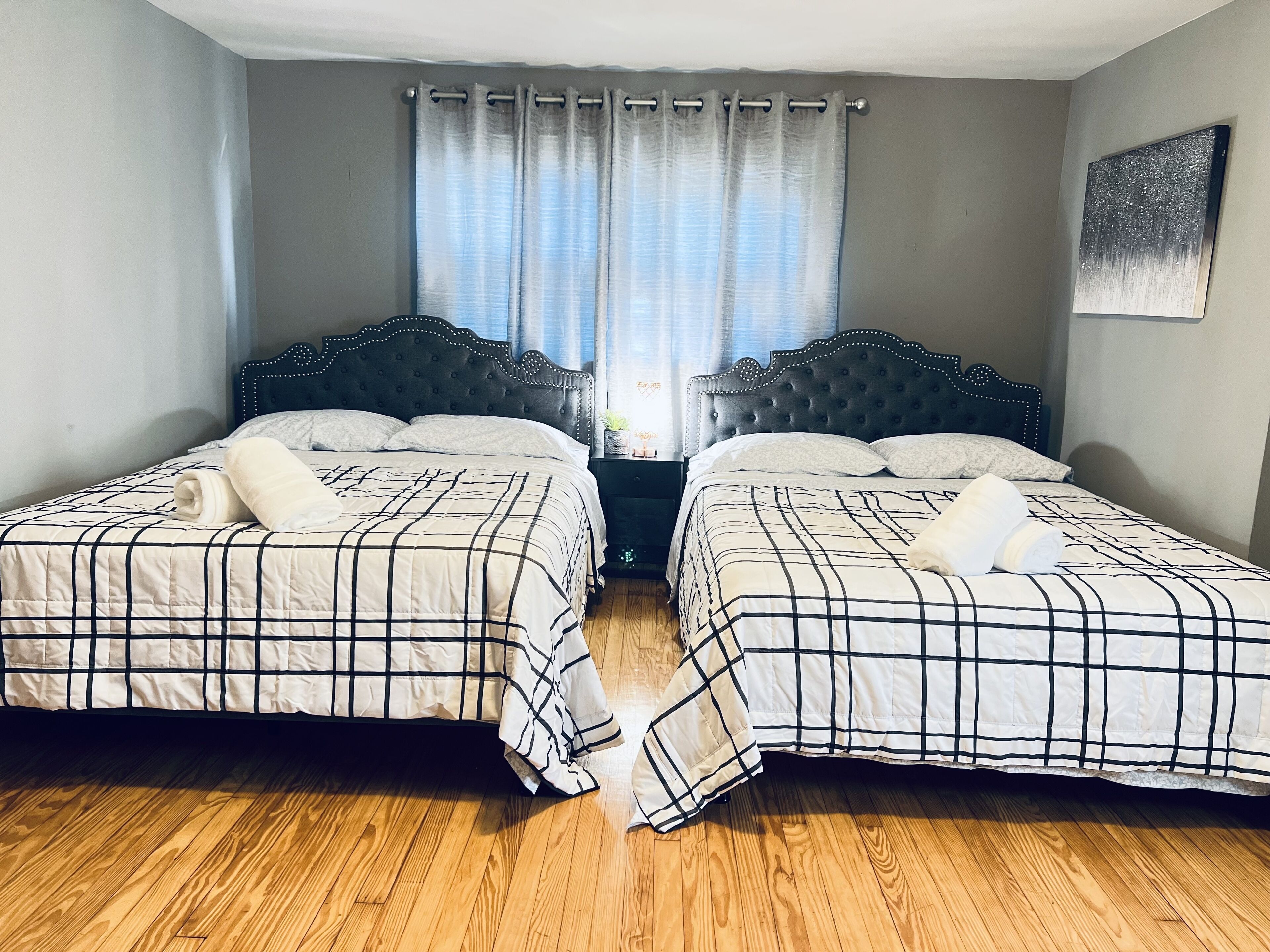 2 bedrooms, desk, iron/ironing board, free WiFi