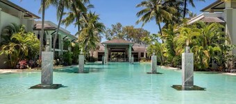 The Plunge Pool Residence—Private Resort Living