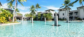 Fresco Tropical: Private Pool Haven by Golf Course