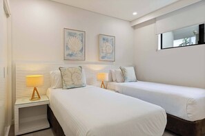 2 quartos, ferros/tábuas de passar roupa, Wi-Fi, roupa de cama