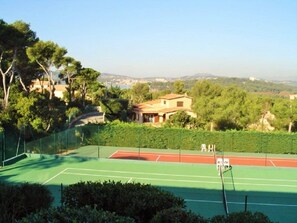 Sport court