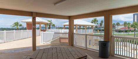 公寓客房, 多張床, 熱水浴缸 (LA ISLA F202) | 露台/庭院