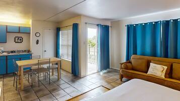 Internet, bed sheets