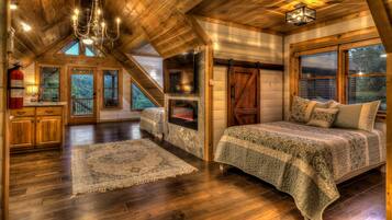 House, 5 Bedrooms | 5 bilik tidur, cadar katil