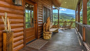 Terrace/patio - Wolf Branch Retreat by Escape to Blue Ridge (Cherry Log)