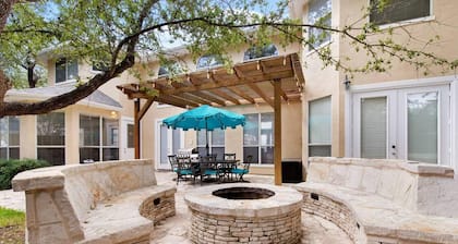 Impeccable 4-bed Villa in San Antonio l Jacuzzi
