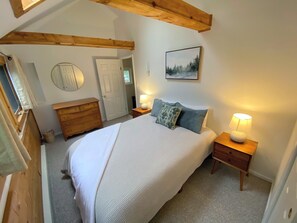 3 Schlafzimmer, Bügeleisen/Bügelbrett, WLAN, Bettwäsche