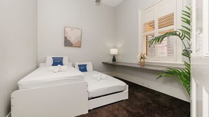 3 bedrooms, iron/ironing board, free WiFi, bed sheets