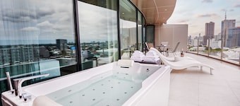 Valia Hotel Bangkok Sukhumvit