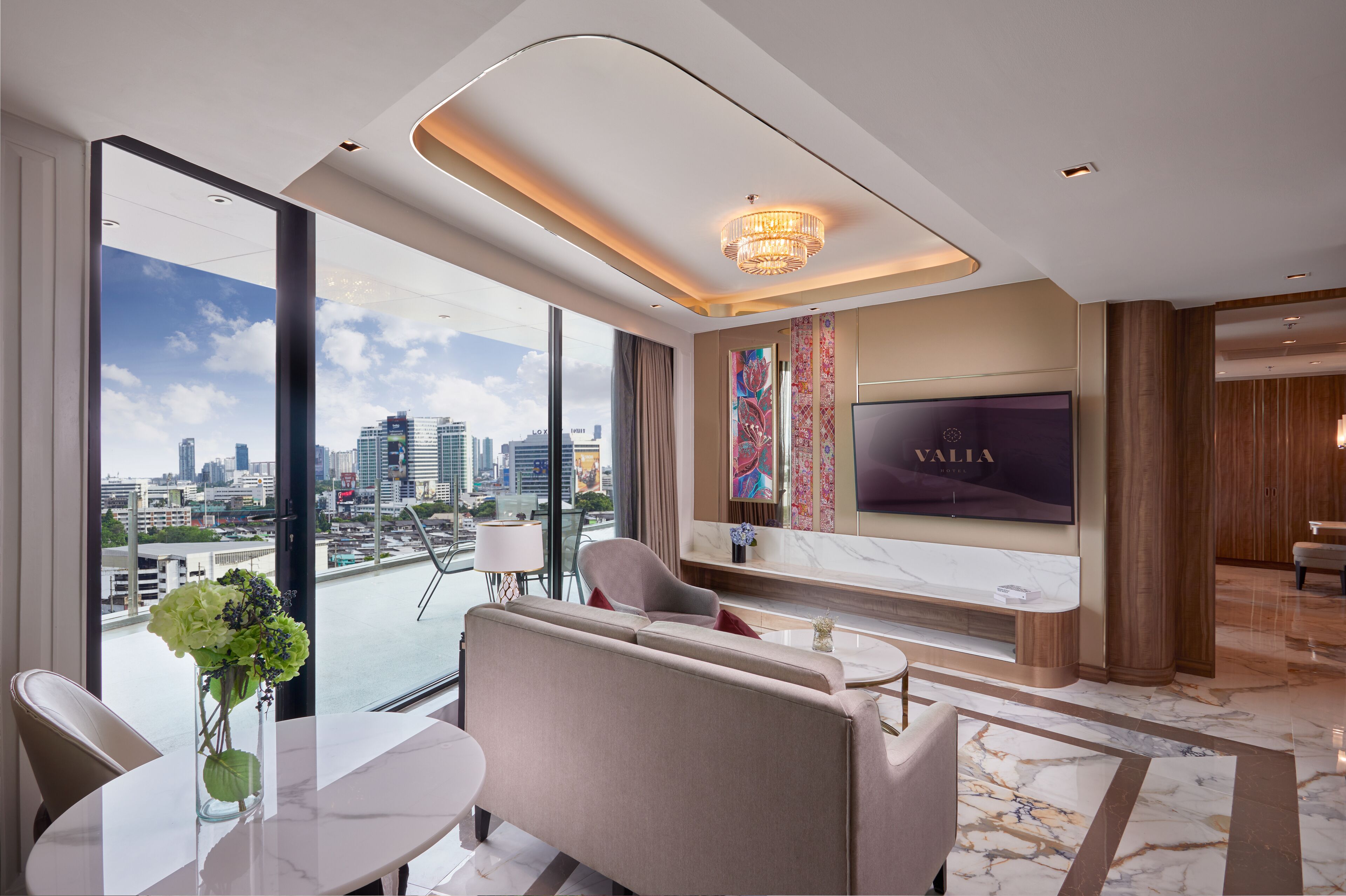 Valia Suite | Premium bedding, minibar, in-room safe, blackout curtains