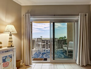 TV - Wonderful Ocean Views, Heated Pool Access (Tybee Island)