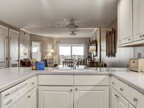 Fridge, microwave, oven, stovetop - Wonderful Ocean Views, Heated Pool Access (Tybee Island)