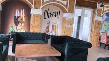 Smart TV 42 pollici con canali via cavo